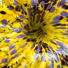 Load image into Gallery viewer, Glass Flower
